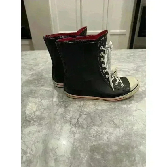 Dirty laundry Womens Black Rain boots Rubber Faux Laces Converse Style Size 8 - Picture 1 of 5